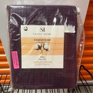 NWT King Size Purple Cotton Bed Blanket